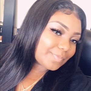 Meet your Posher, Natrina